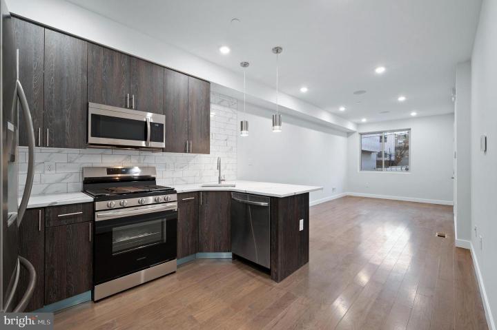 Photo of 2138 N Franklin Street, Philadelphia PA
