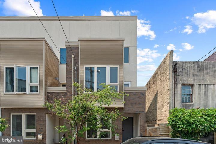 Photo of 618 N American Street, Philadelphia PA