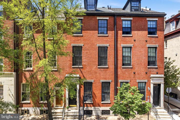 Photo of 306 S 10th Street A, Philadelphia PA