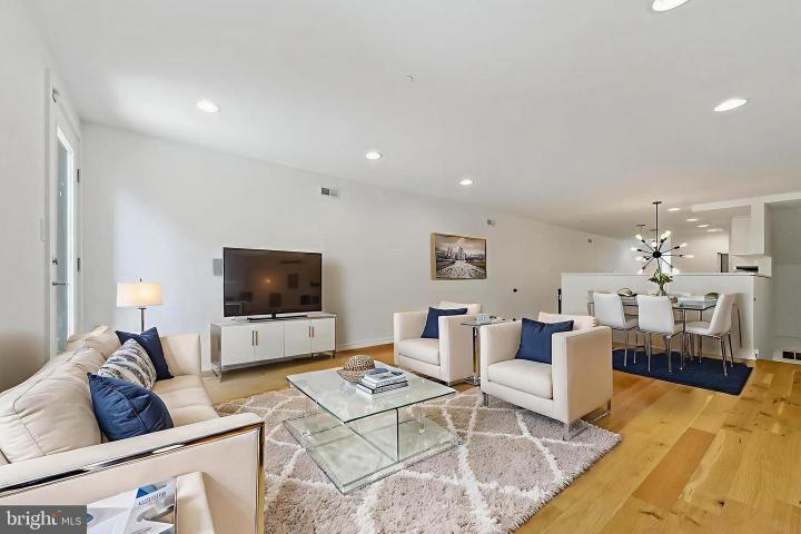 Photo of 2538 W Girard Avenue A, Philadelphia PA