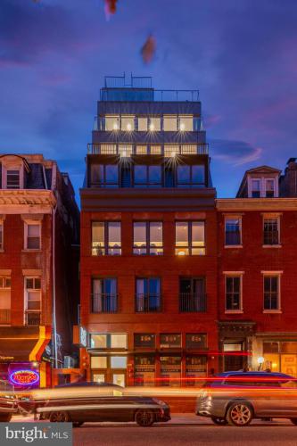 Photo of 262 S 16th Street 4