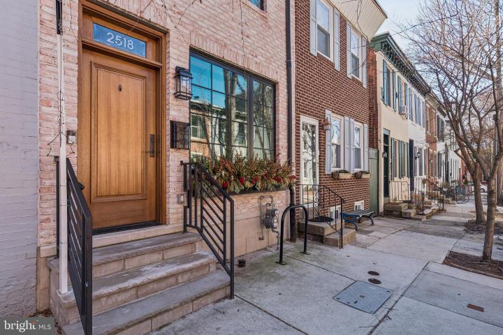 Photo of 2518 Waverly Street