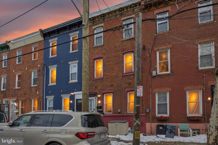 Photo of 4928 W Thompson Street