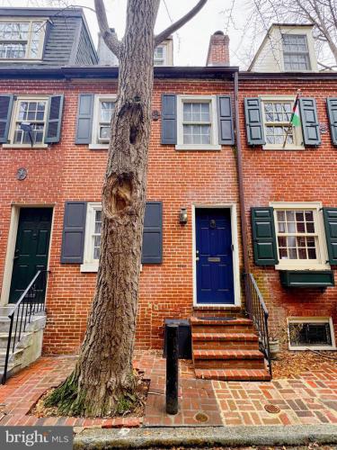 Photo of 1221 Panama Street