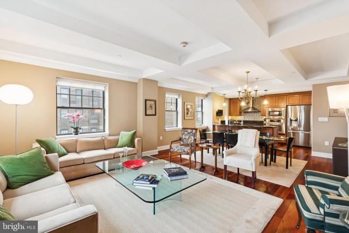 Photo of 1701 Locust Street 1704