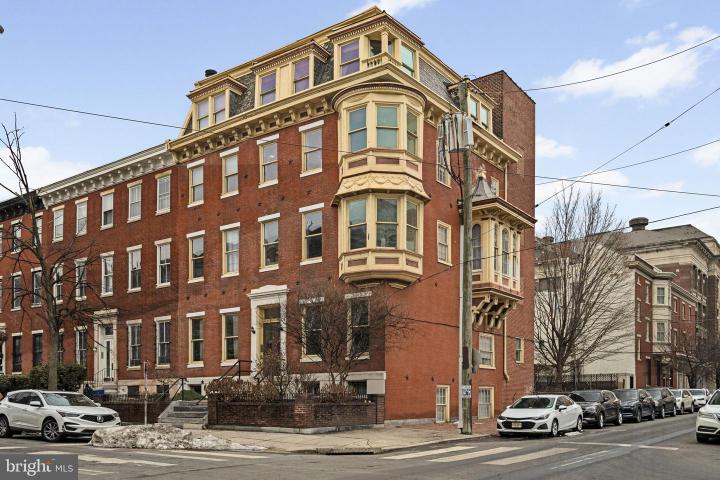 Photo of 1501 Green Street 1, Philadelphia PA