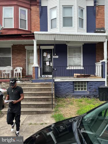 Photo of 5737 N Beechwood Street