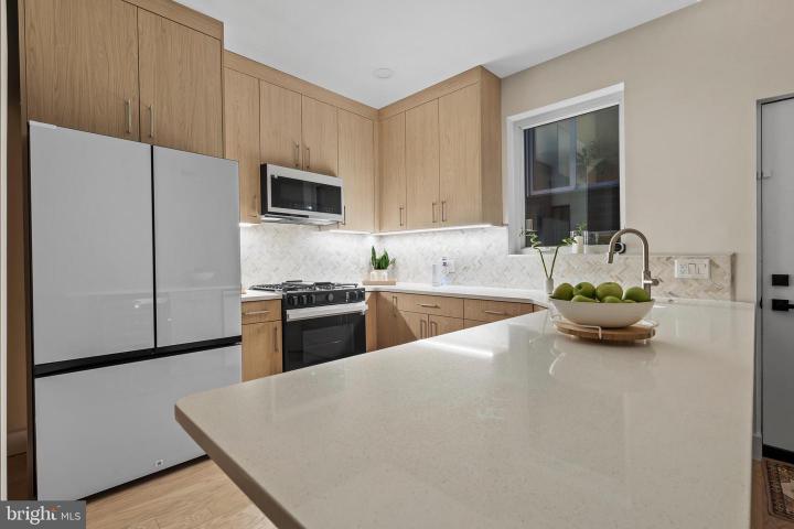 Photo of 1032 S Randolph Street