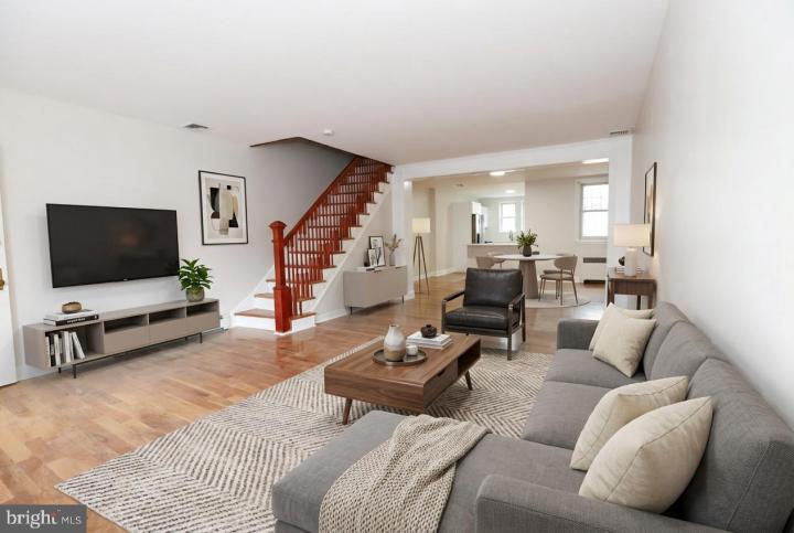 Photo of 3260 Teesdale Street