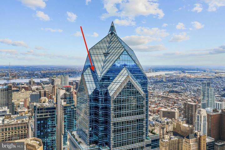 Photo of 50 S 16th Street 5602