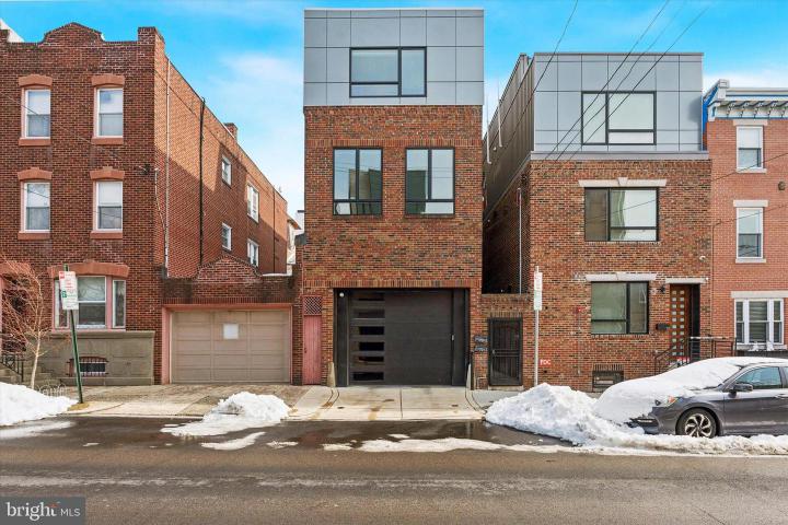 Photo of 721 N 3rd Street 2, Philadelphia PA