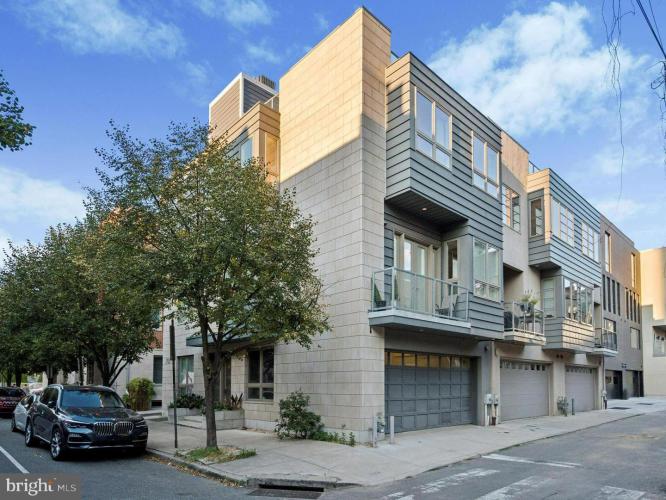 Photo of 707 S 15th Street