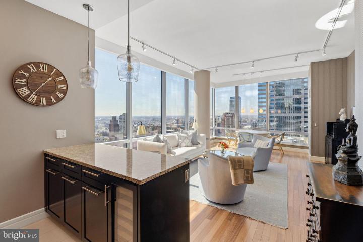 Photo of 1414 S Penn Square 38gh