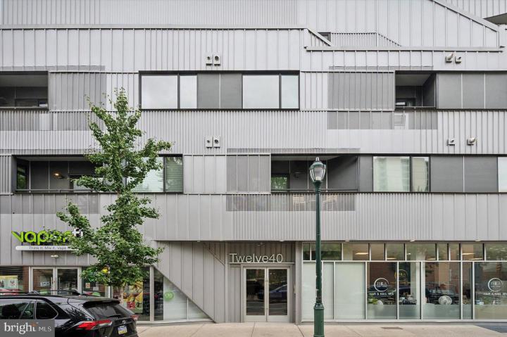 Photo of 1240 South Street 7