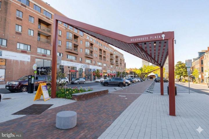 Photo of 200 Lombard Street 518, Philadelphia PA