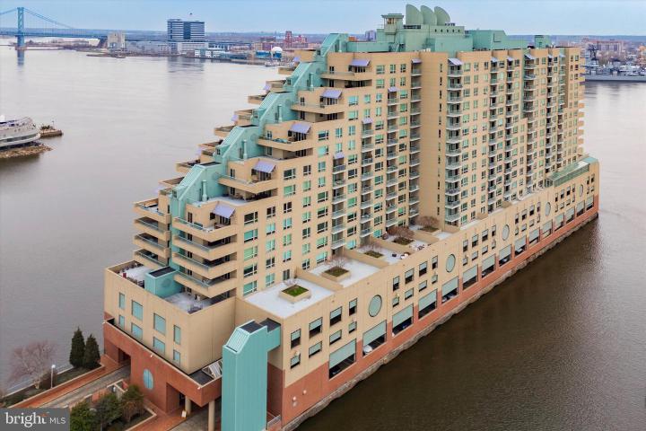 Photo of 717 S Chris Columbus Boulevard 802, Philadelphia PA