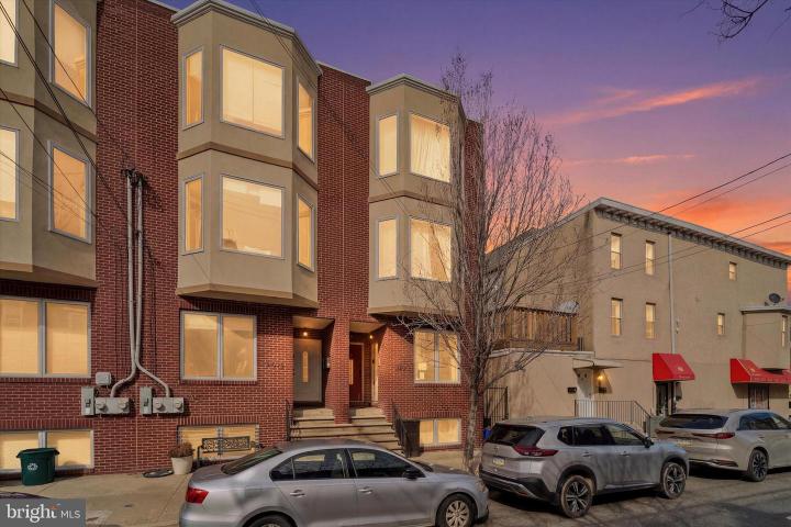 Photo of 2001 Carpenter Street B, Philadelphia PA