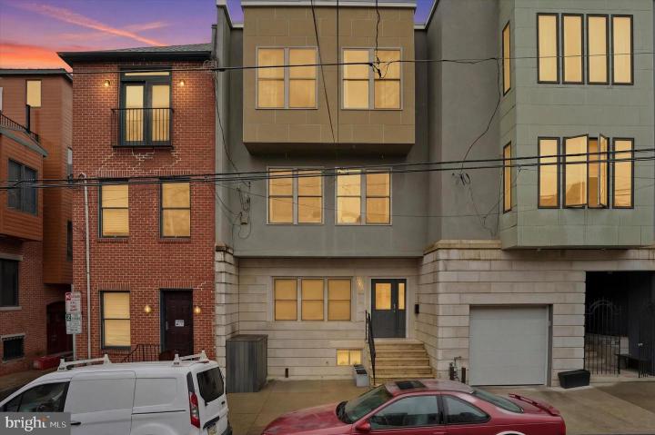 Photo of 1011 N Orianna Street