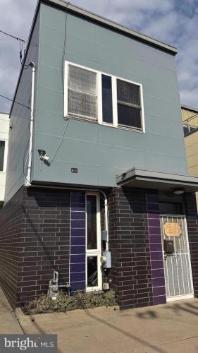 Photo of 421 W Susquehanna Avenue, Philadelphia PA