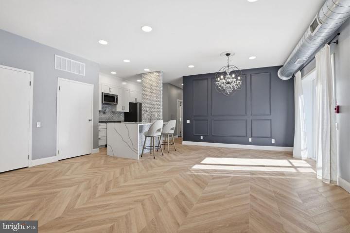 Photo of 182 Gay Street 1101