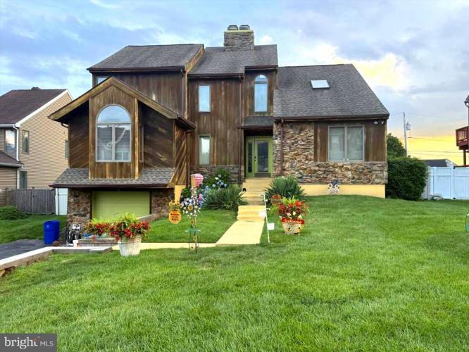 Photo of 8908 Springview Road, Philadelphia PA