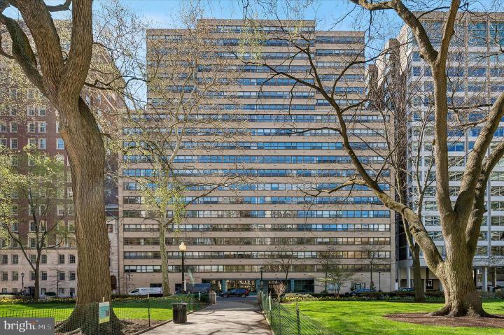 Photo of 1810 Rittenhouse Square 2007