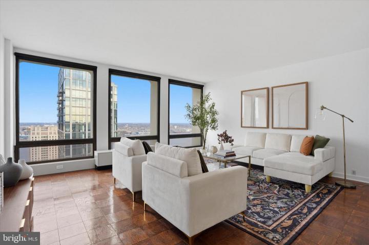 Photo of 200 Locust Street 29fn, Philadelphia PA