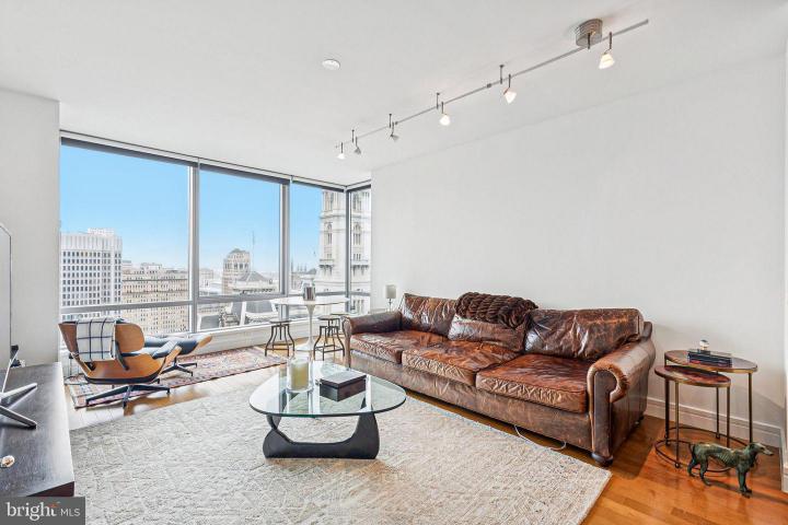 Photo of 1414 S Penn Square 22d