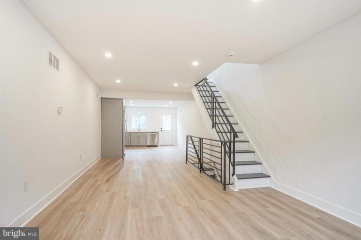 Photo of 817 Pierce Street