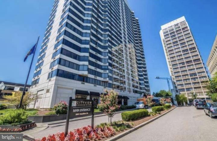 Photo of 2001 Hamilton Street 429