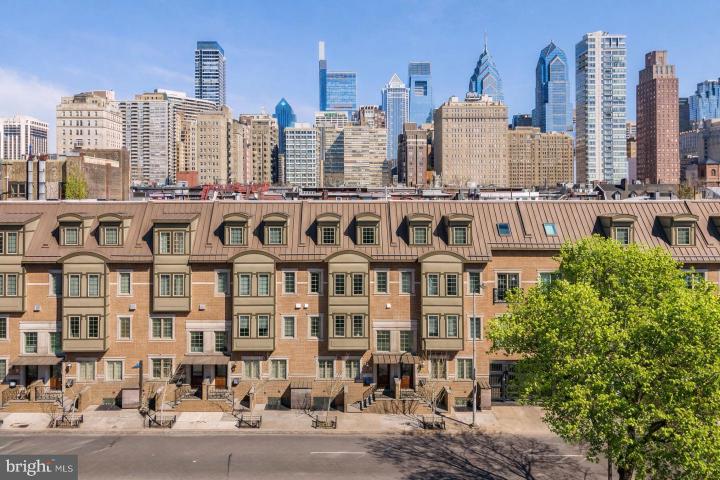 Photo of 1815 Lombard Street