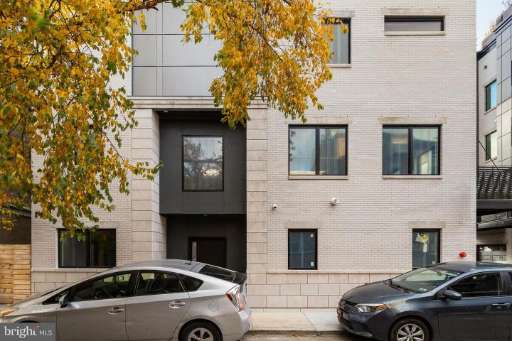 Photo of 706 Latona Street J