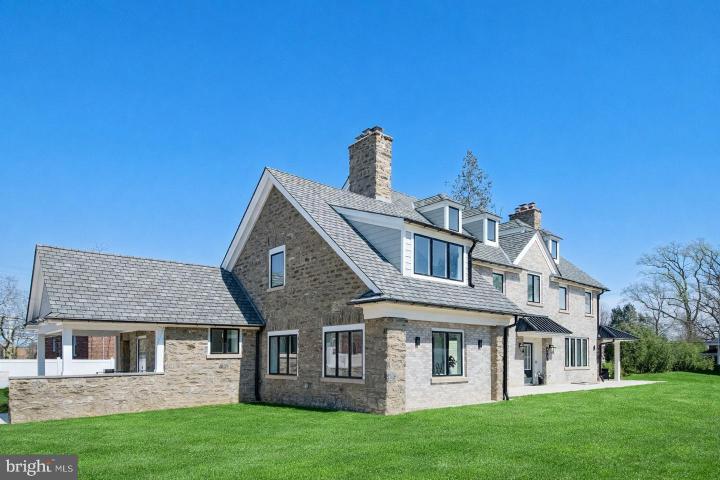 Photo of 615 E Mount Pleasant Avenue, Philadelphia PA