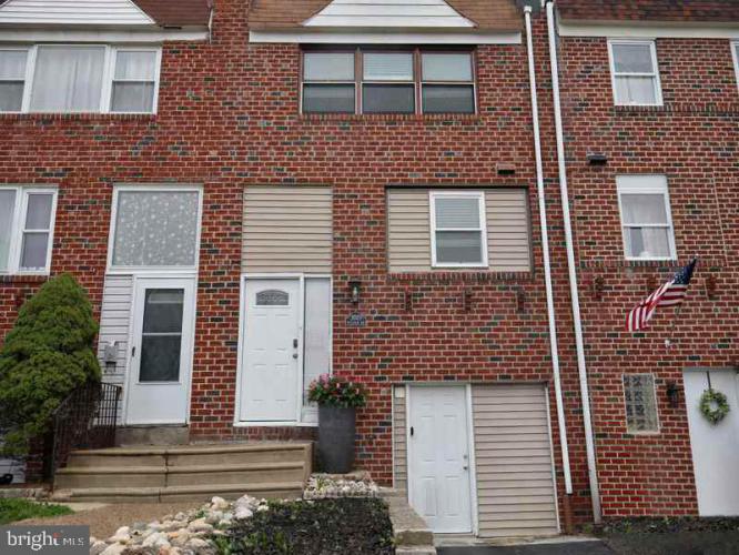 Photo of 3019 Fairdale Road