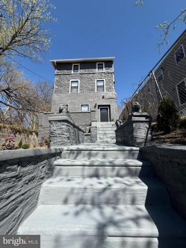 Photo of 4359 Fleming Street
