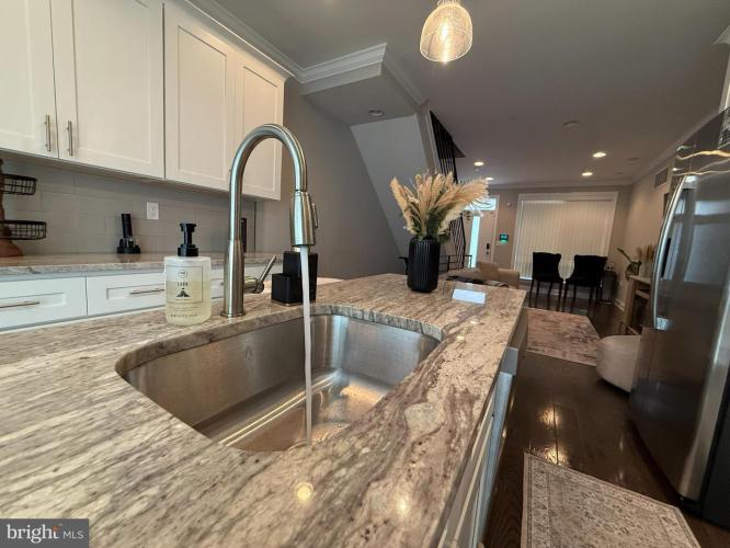 Photo of 2131 N 10th Street, Philadelphia PA