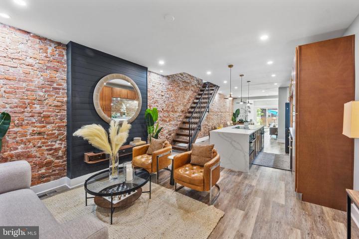 Photo of 6034 Osage Avenue