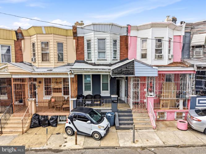 Photo of 3320 N Water Street
