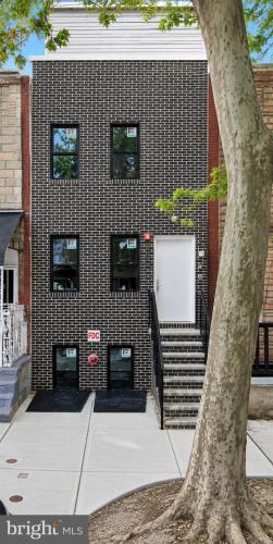 Photo of 917 N 43rd Street, Philadelphia PA