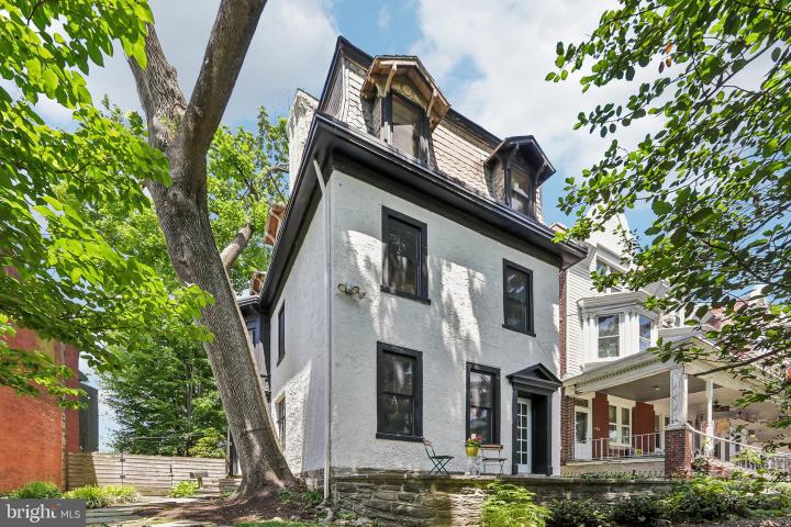 Photo of 135 W Mount Pleasant Avenue, Philadelphia PA