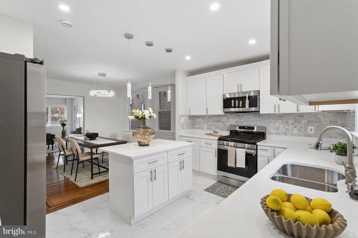Photo of 817 Passmore Street, Philadelphia PA