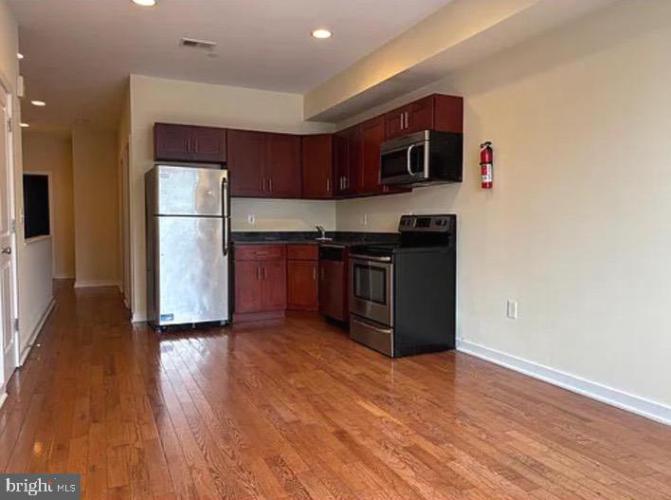 Photo of 332 N 41st Street, Philadelphia PA