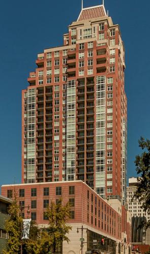 Photo of 440 S Broad Street 801
