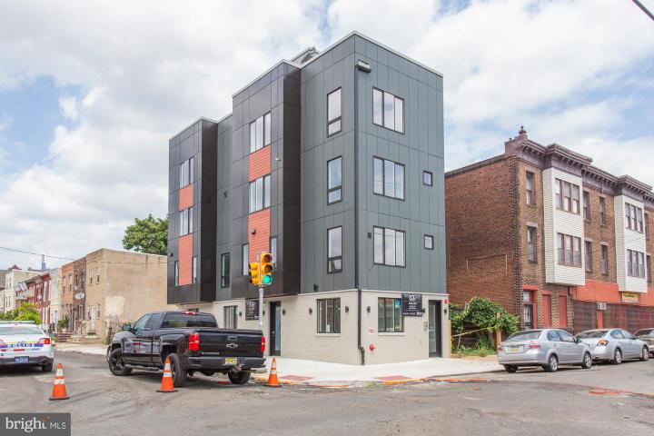 Photo of 2123 Dickinson Street