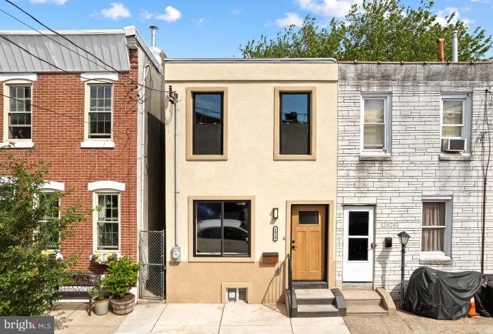 Photo of 2824 Gaul Street