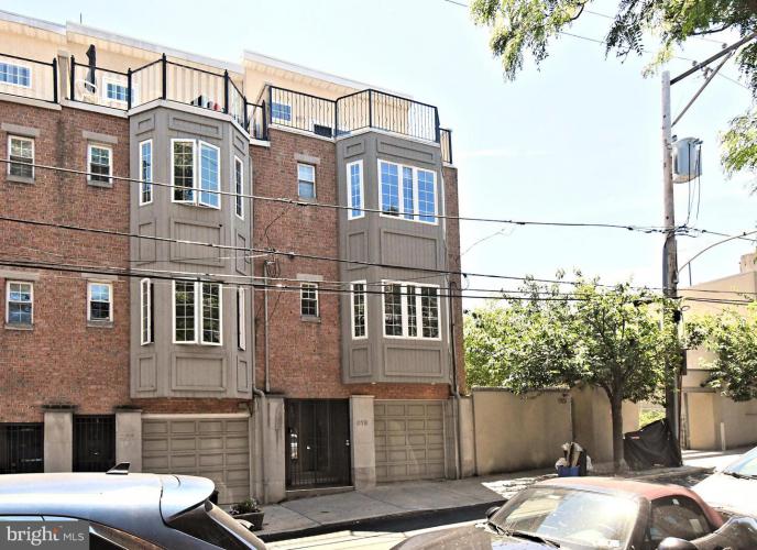 Photo of 919 N American Street