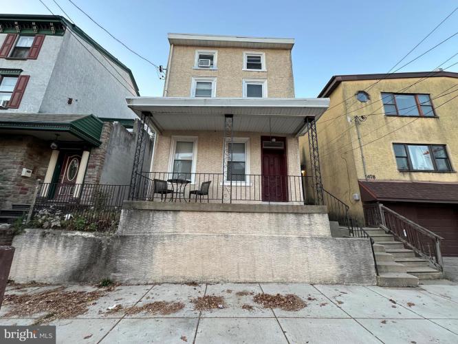 Photo of 476 Krams Avenue