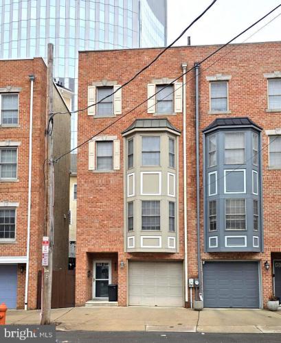 Photo of 628 S 27th Street, Philadelphia PA