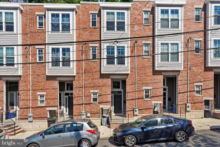 Photo of 218 Fountain Street, Philadelphia PA