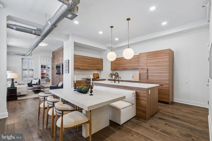 Photo of 1111 Walnut Street 9g